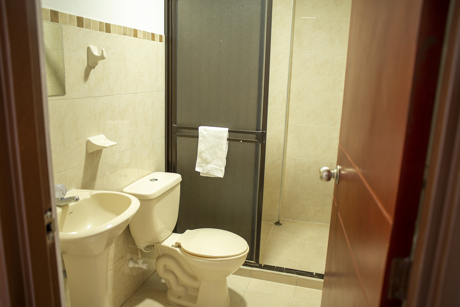 Apartment bathroom with shower